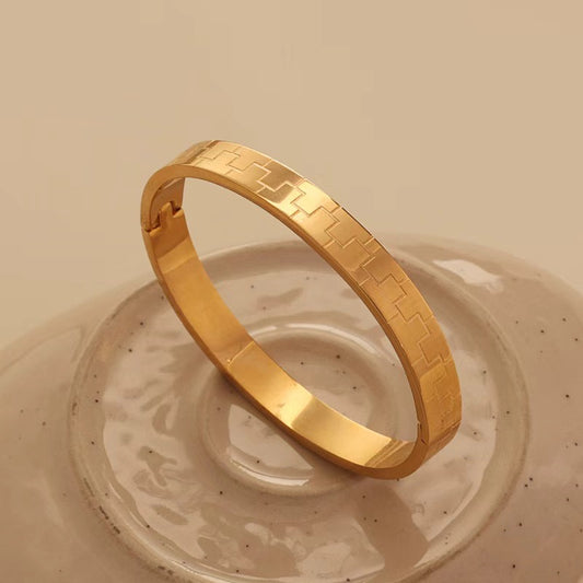 Grid Fashionable Bangle