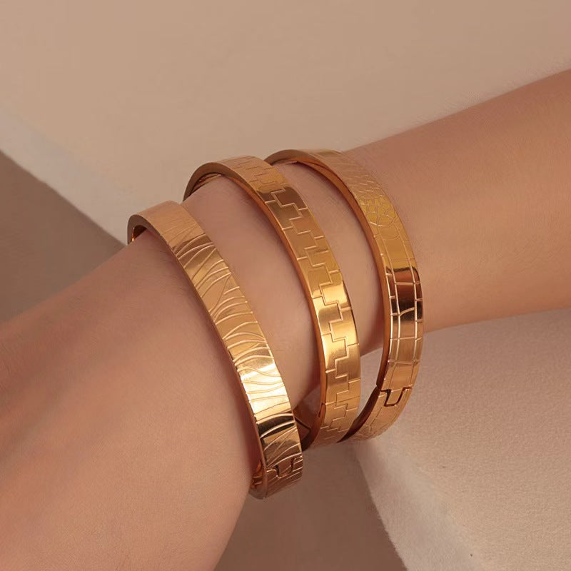 Grid Fashionable Bangle