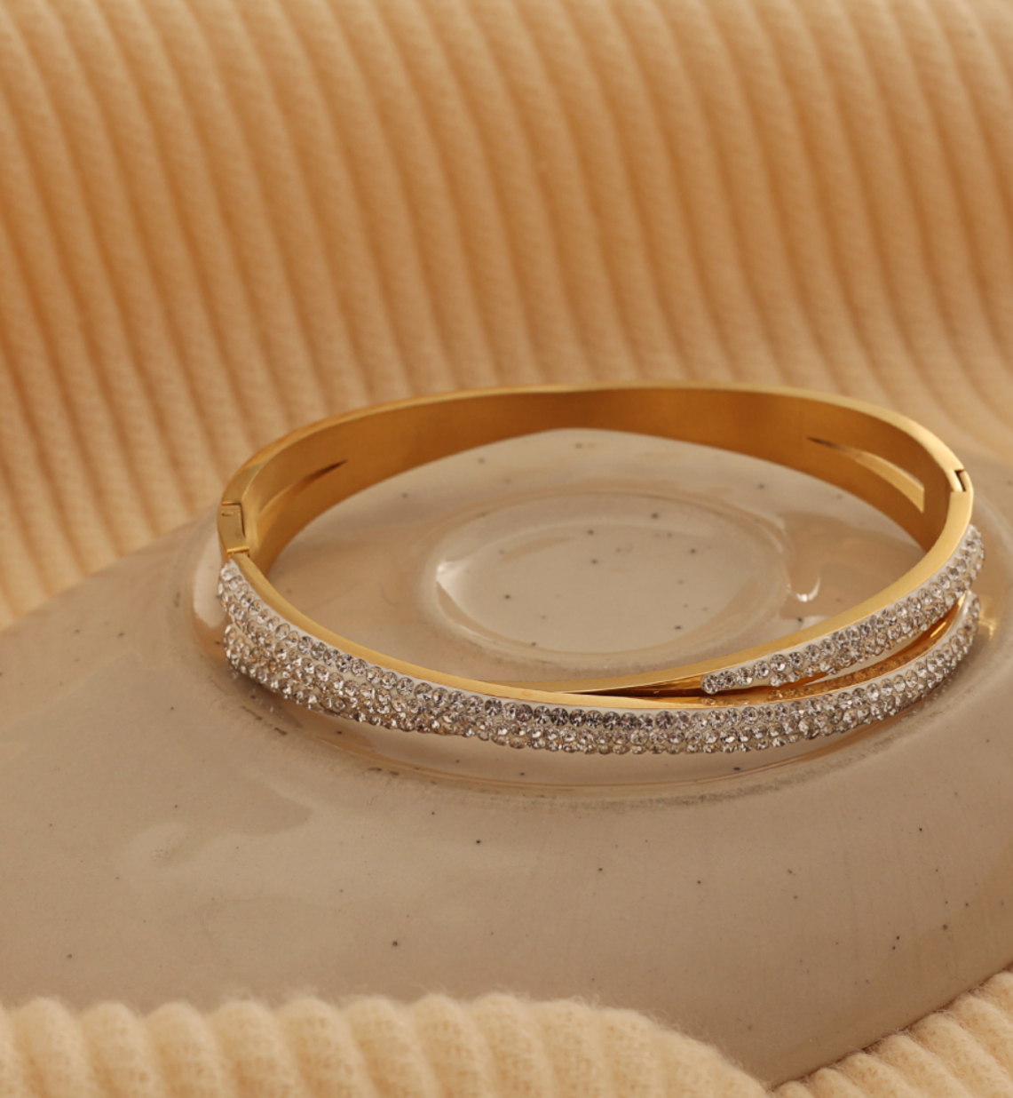 Charming Cross Full Zircon Line Bangle