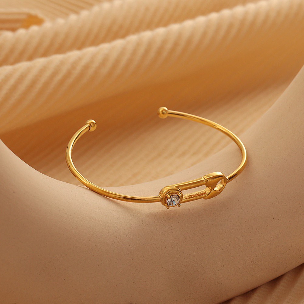 Zircon Pin Bangle